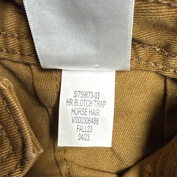 Banana Republic Factory High Rise Cargo Pant - Picture 10 of 10
